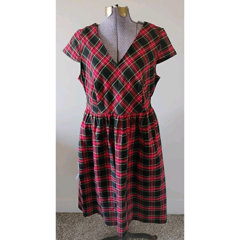 Lane Bryant V-Neck Midi Dress Plaid Fit & Flare SS Red Black 12 Petite Stretch